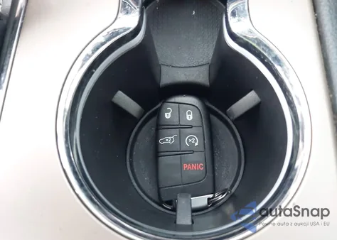 2017 Jeep Grand Cherokee Limited 4X4 z USA, uszkodzony, nr VIN 1C4RJFBG5HC835782